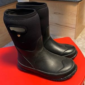 Kids size 3 Bogs Boots